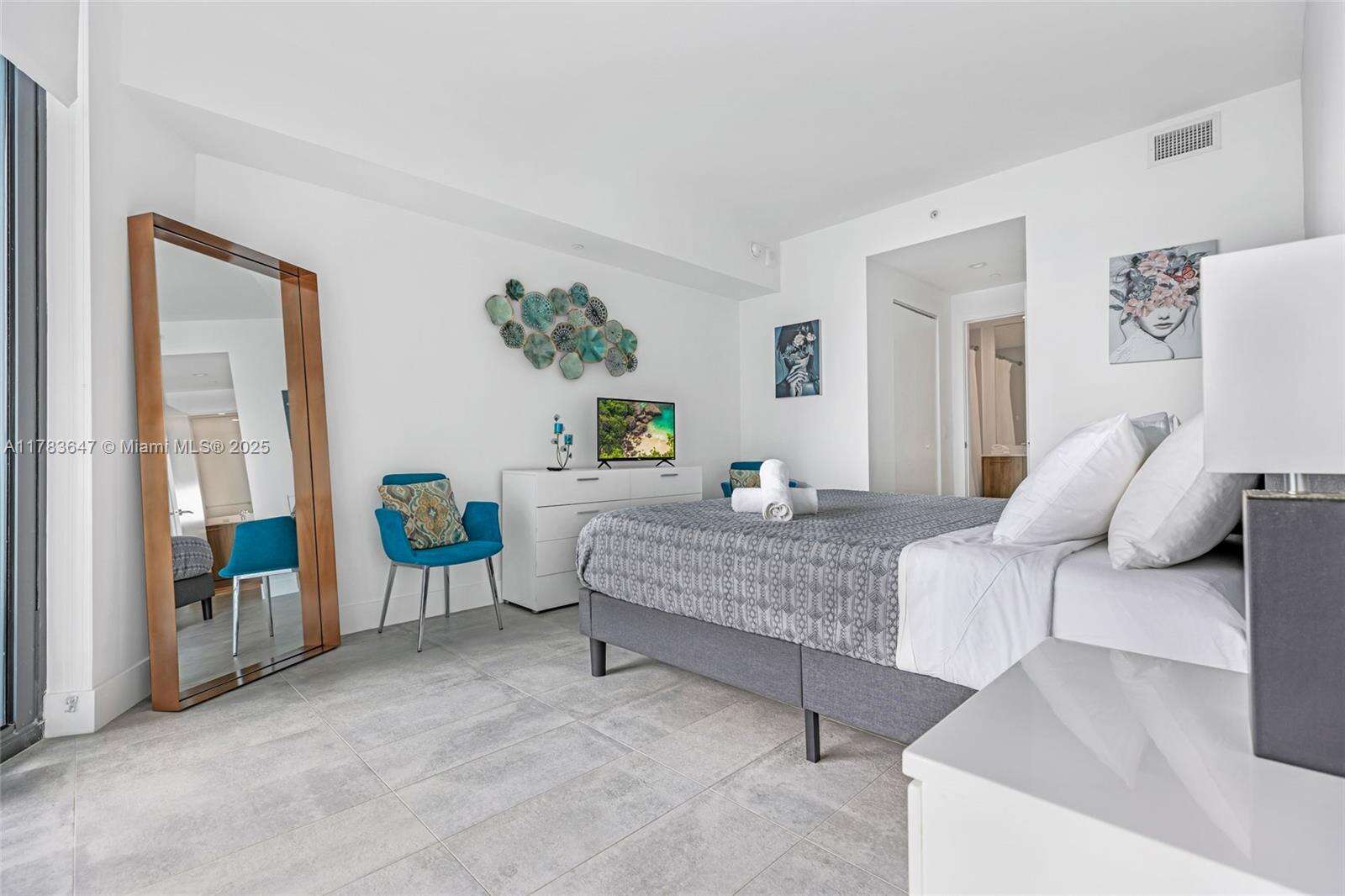 Paraiso Bayviews at 501 31 St, Miami, FL 33137 - For Rent photo 3