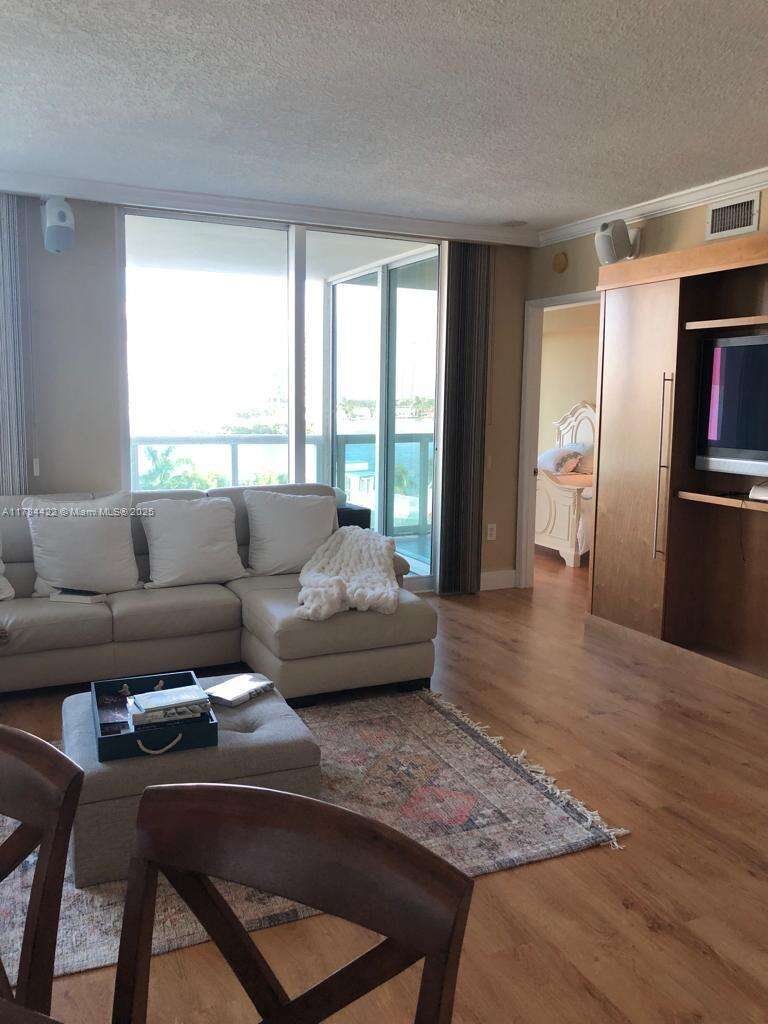 Hidden Bay at 3370 Hidden Bay Dr, Aventura, FL 33180 - For Rent photo 9