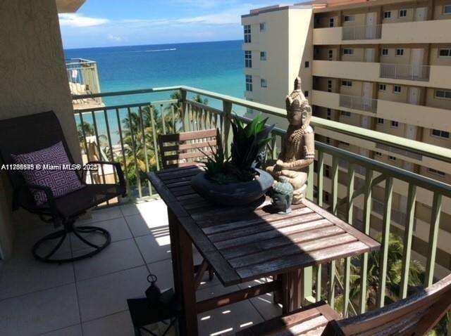2080 Ocean Dr, Hallandale Beach, FL 33009 - For Rent photo 3