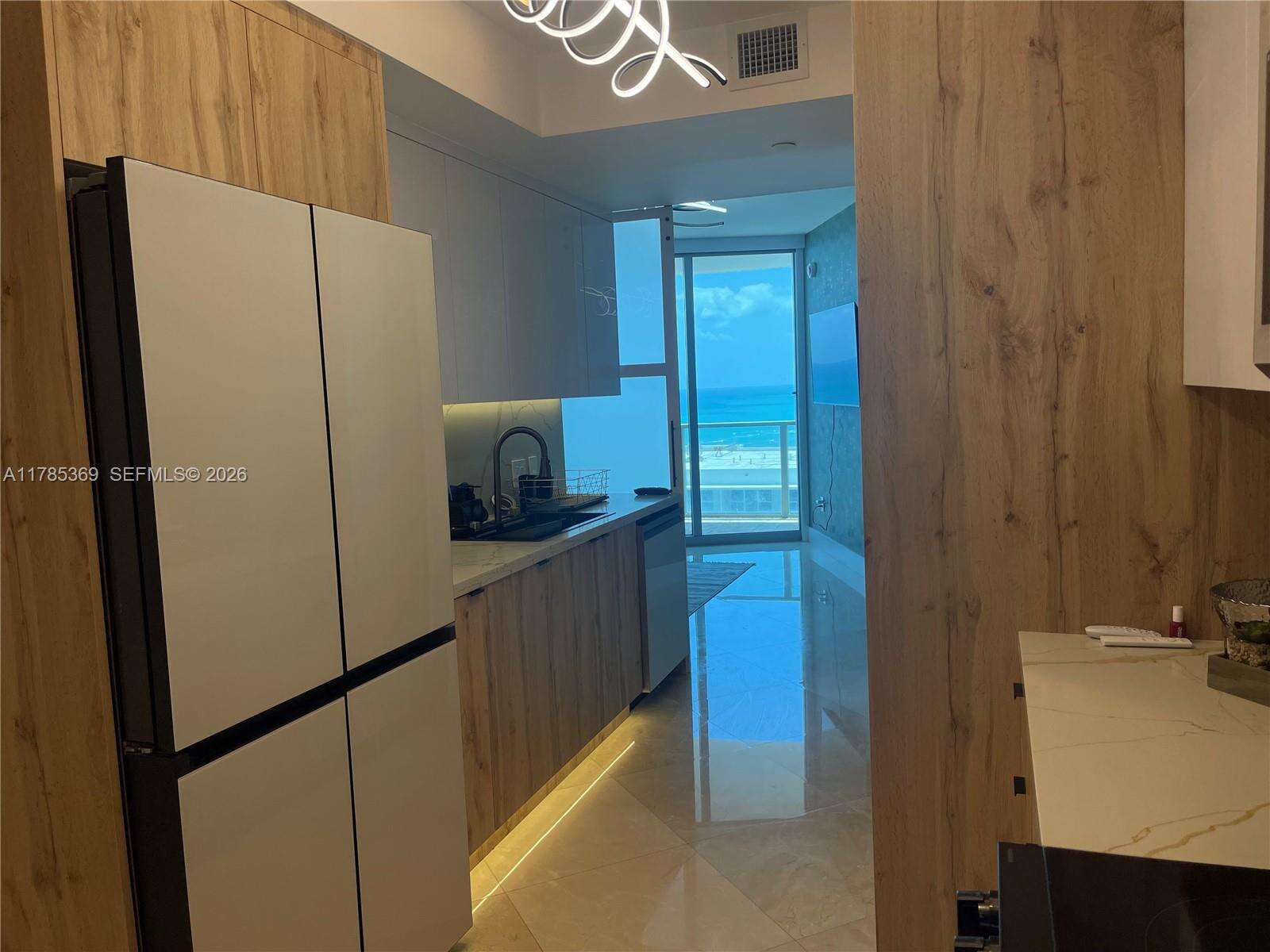 Ocean Palms at 3101 Ocean Dr, Hollywood, FL 33019 - For Rent photo 17