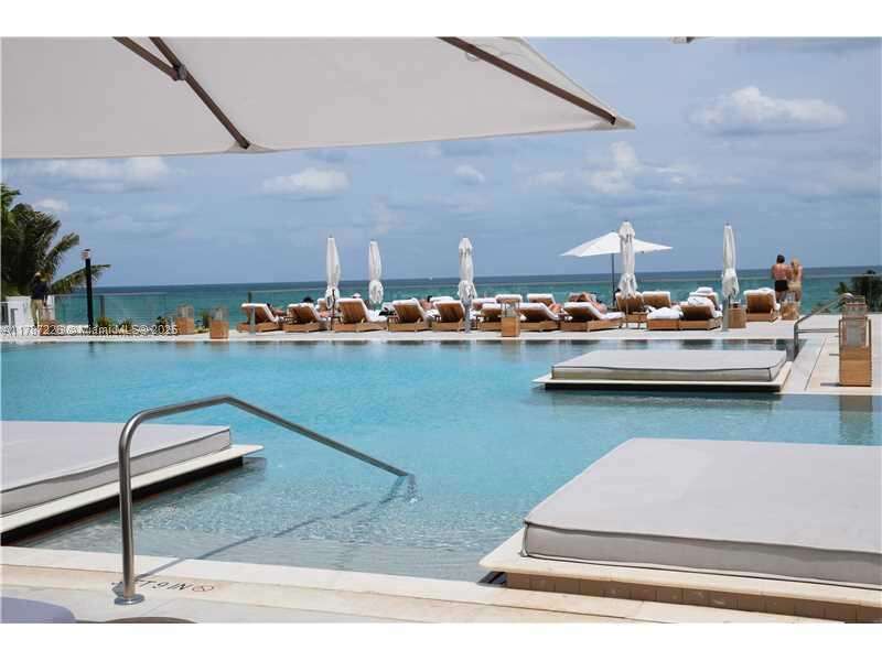 Roney Palace at 2301 Collins Ave, Miami Beach, FL 33139 - For Rent photo 25