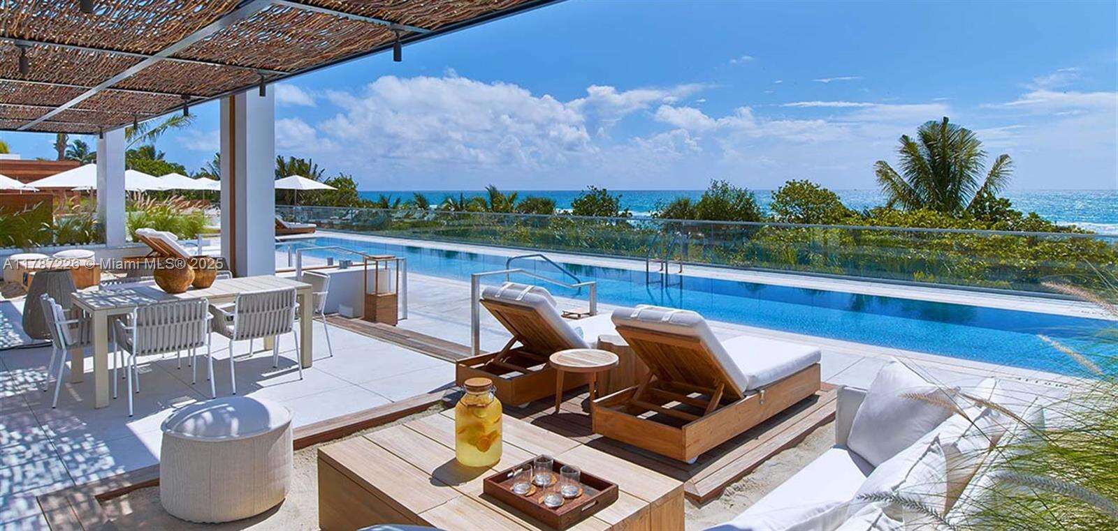 Roney Palace at 2301 Collins Ave, Miami Beach, FL 33139 - For Rent photo 31