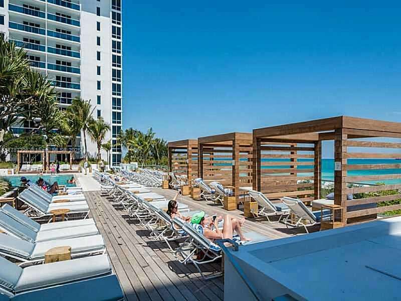 Roney Palace at 2301 Collins Ave, Miami Beach, FL 33139 - For Rent photo 33