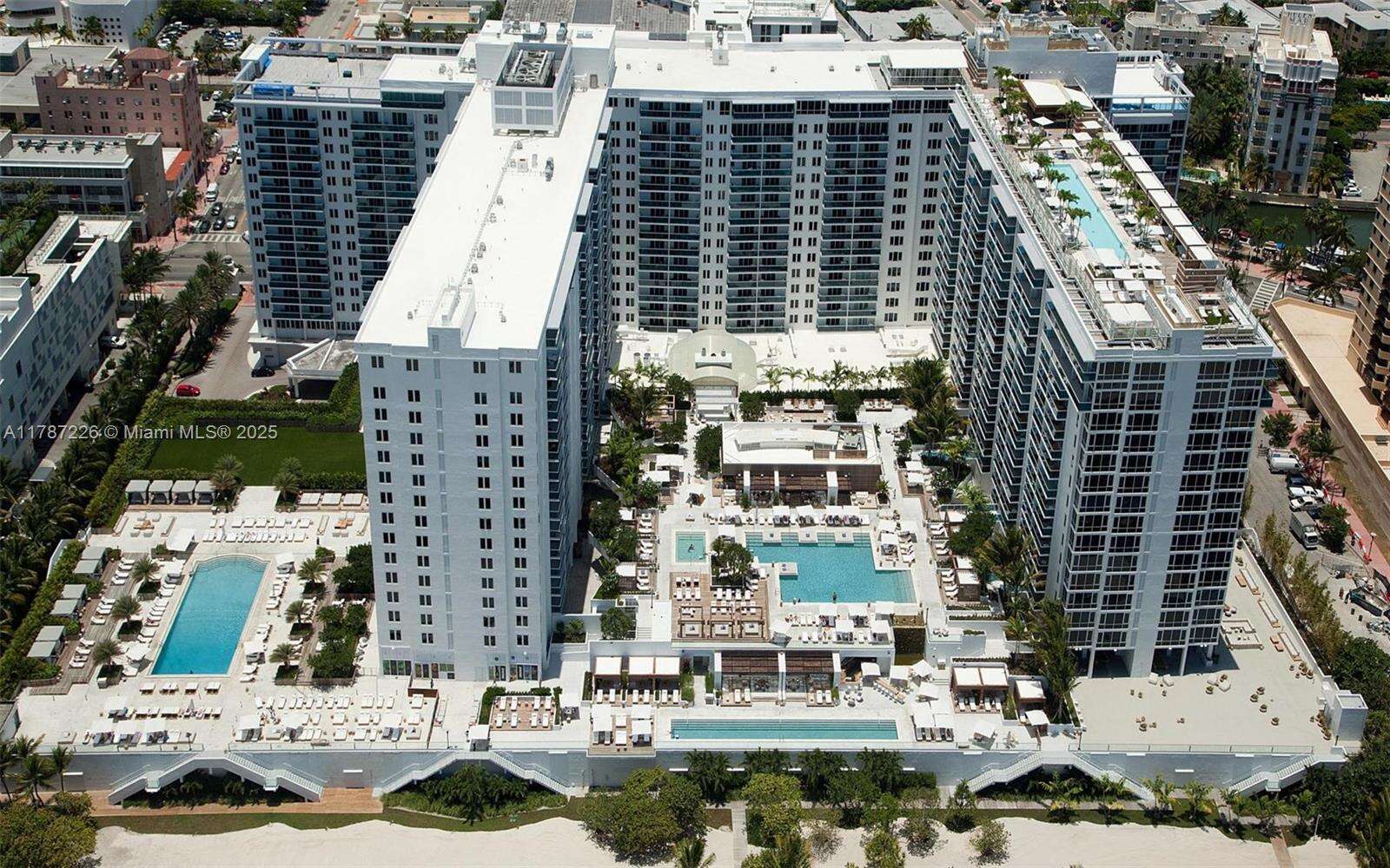 Roney Palace at 2301 Collins Ave, Miami Beach, FL 33139 - For Rent photo 41