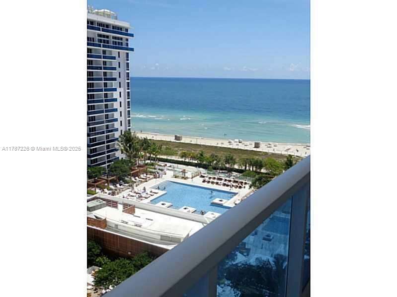 Roney Palace at 2301 Collins Ave, Miami Beach, FL 33139 - For Rent photo 6