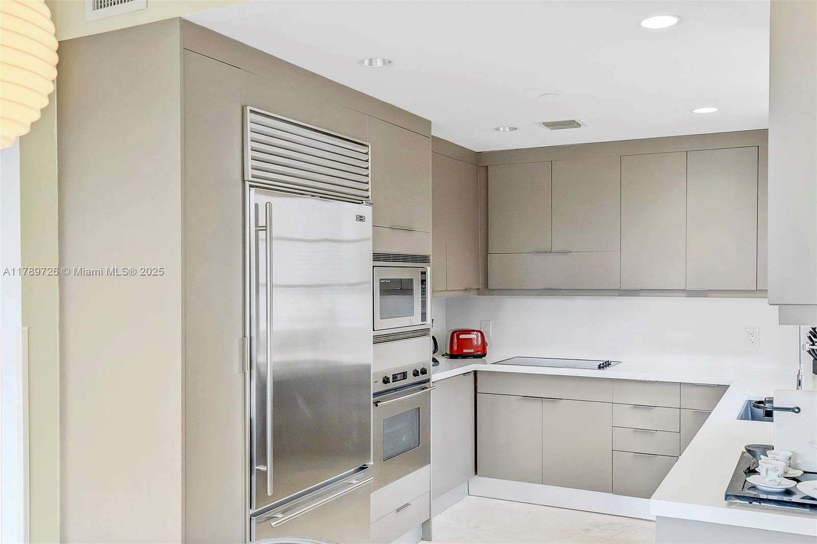 Seaside Village at 19227 Fisher Island Dr, Miami Beach, FL 33109 - For Rent photo 13