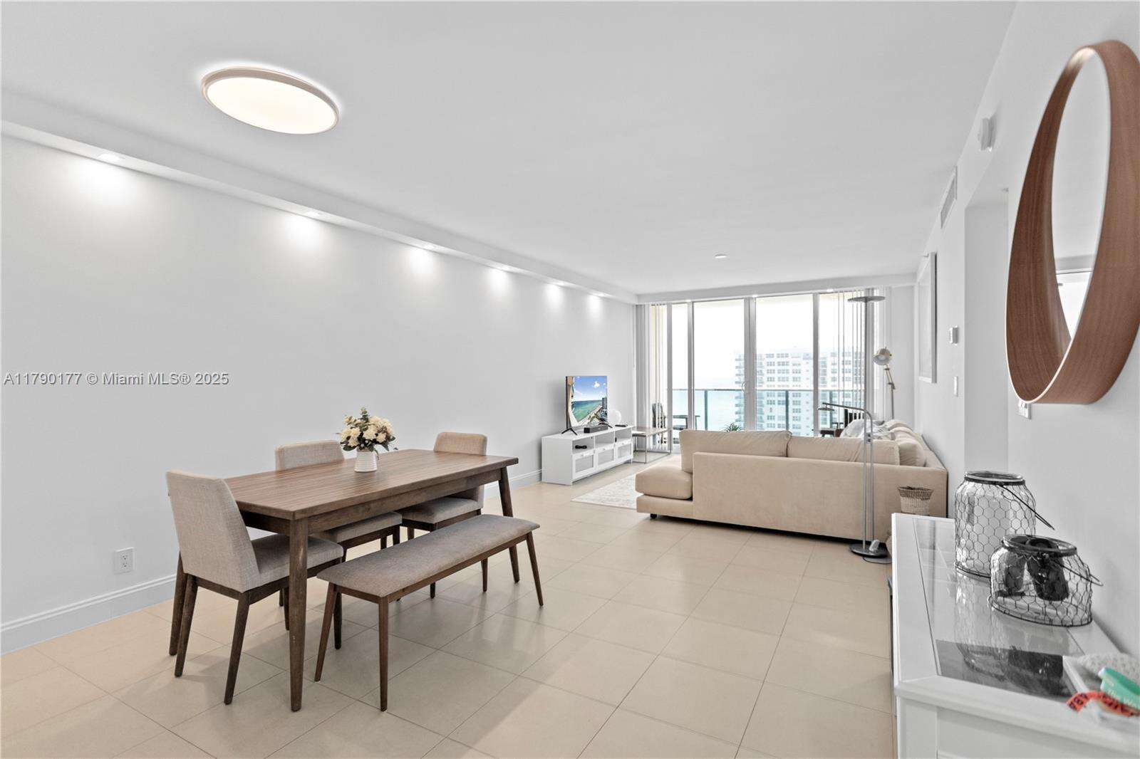 The Wave at 2501 Ocean Dr, Hollywood, FL 33019 - For Rent photo 11