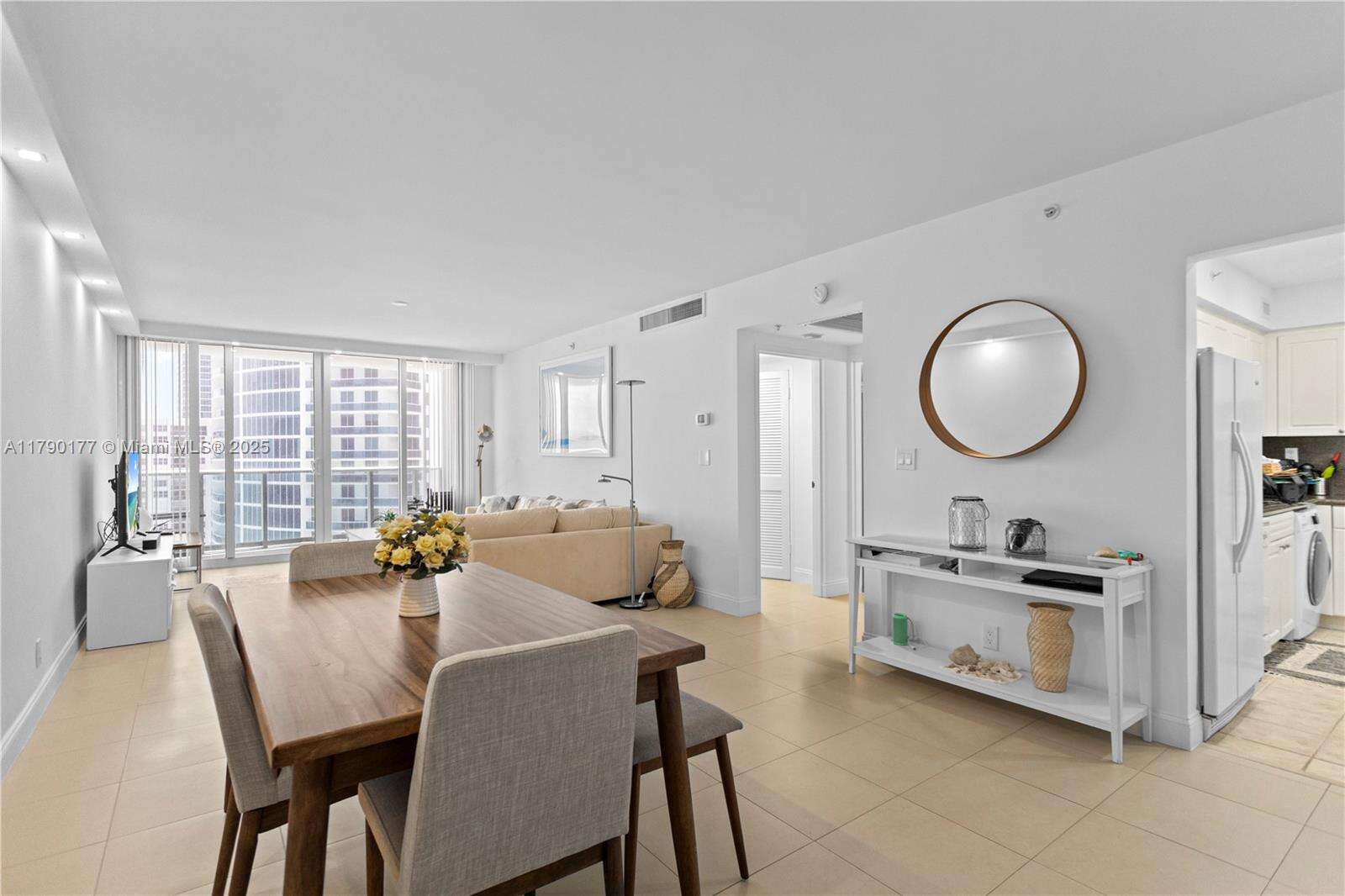 The Wave at 2501 Ocean Dr, Hollywood, FL 33019 - For Rent photo 10