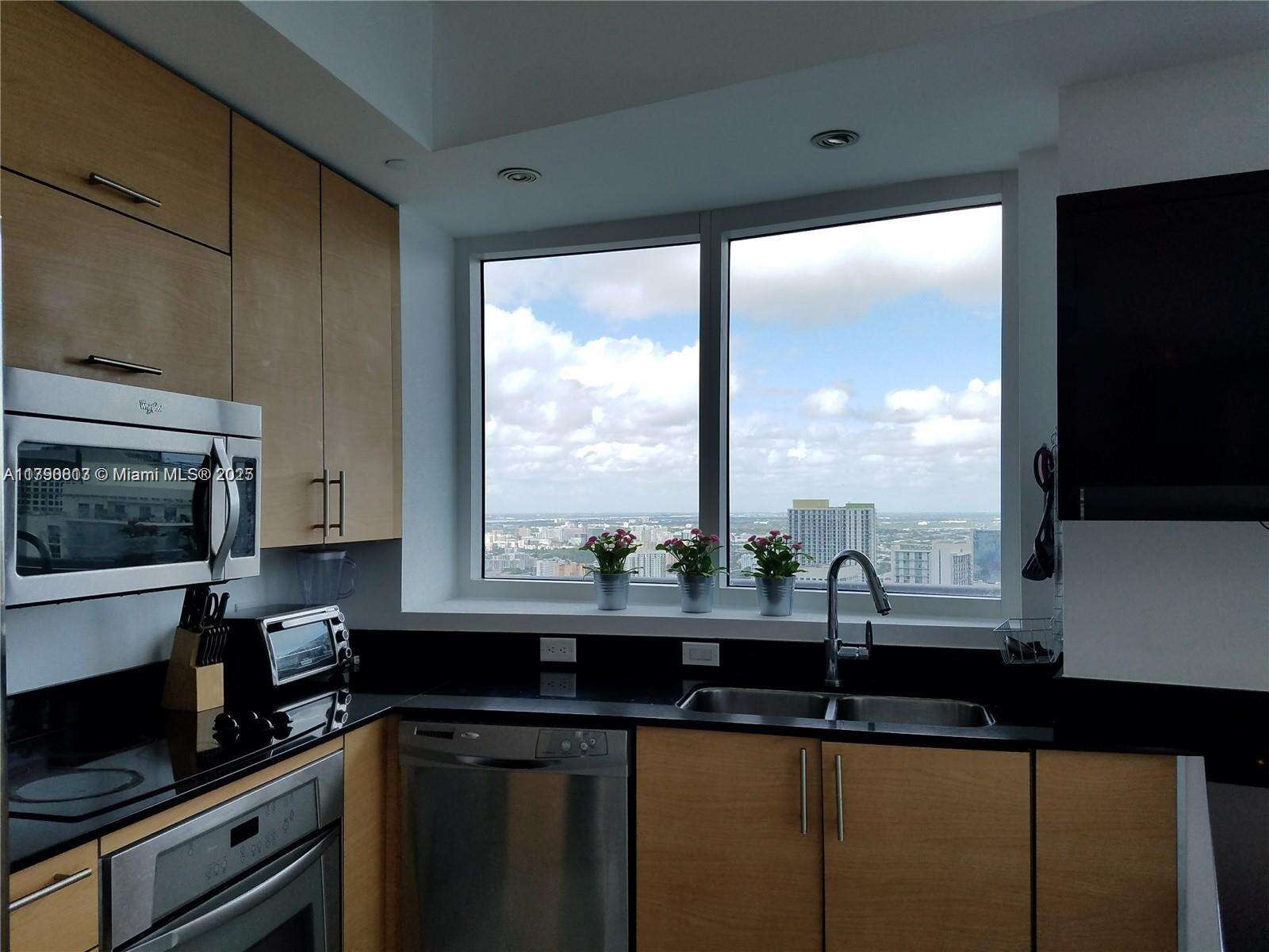 Infinity At Brickell at 60 13 St, Miami, FL 33130 - For Rent photo 2