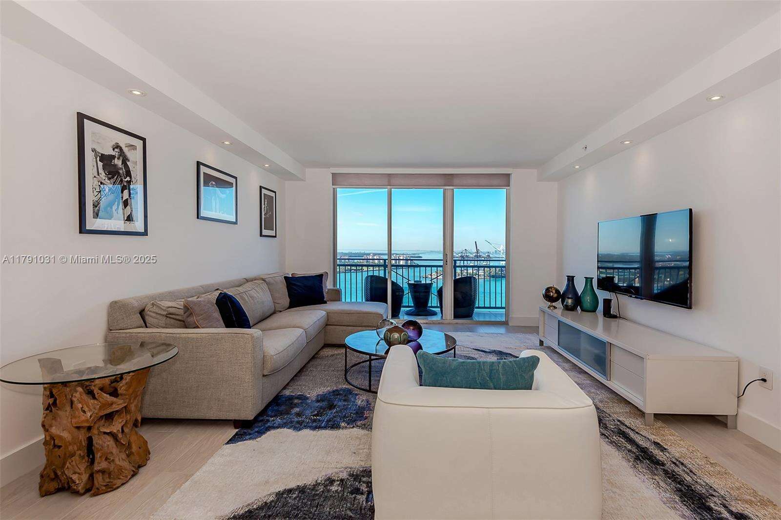 Yacht Club At Portofino at 90 Alton Rd, Miami Beach, FL 33139 - For Rent photo 1