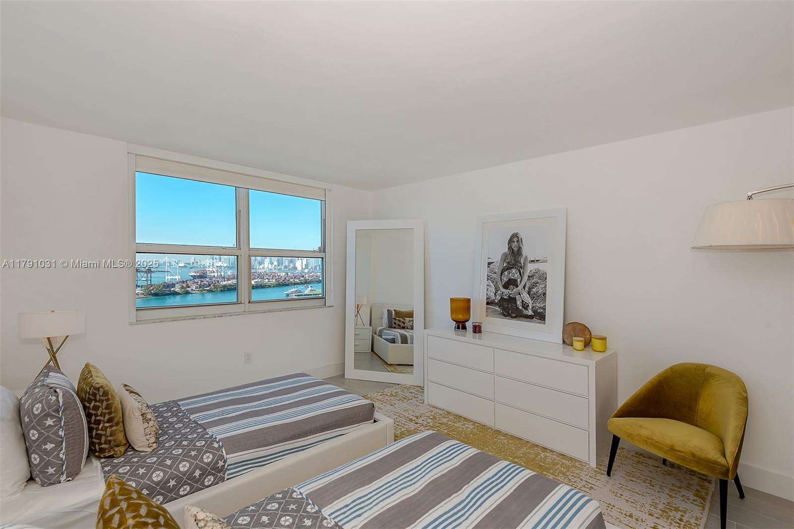 Yacht Club At Portofino at 90 Alton Rd, Miami Beach, FL 33139 - For Rent photo 18