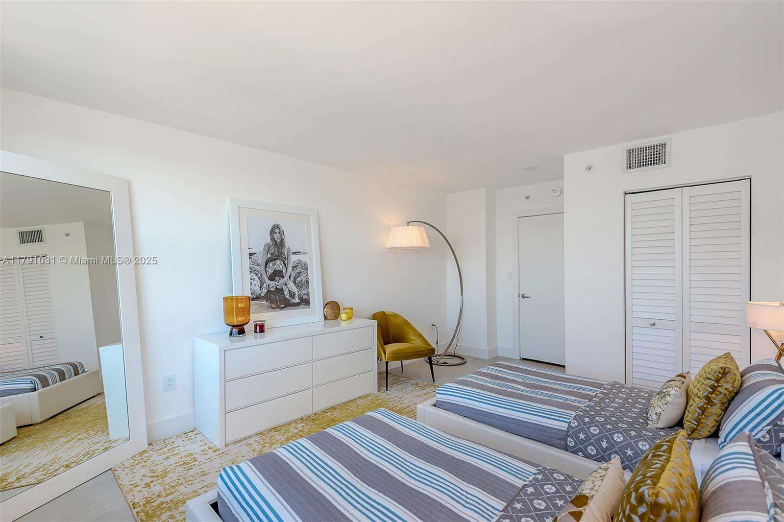 Yacht Club At Portofino at 90 Alton Rd, Miami Beach, FL 33139 - For Rent photo 19