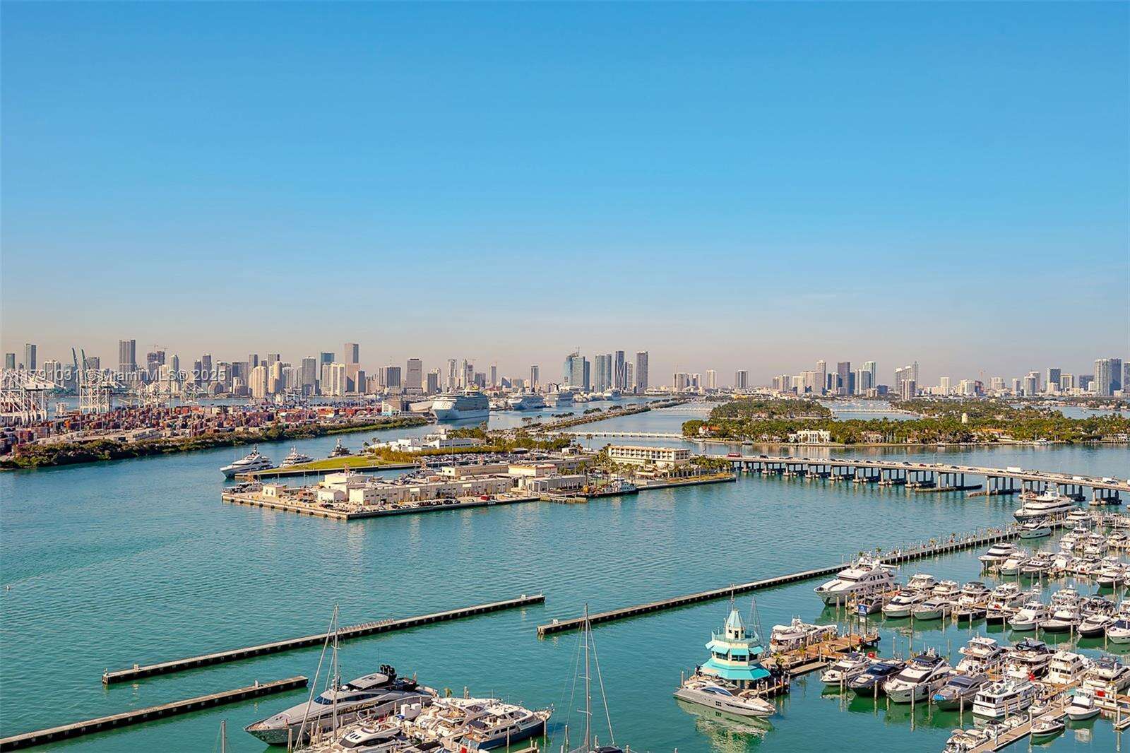 Yacht Club At Portofino at 90 Alton Rd, Miami Beach, FL 33139 - For Rent photo 27