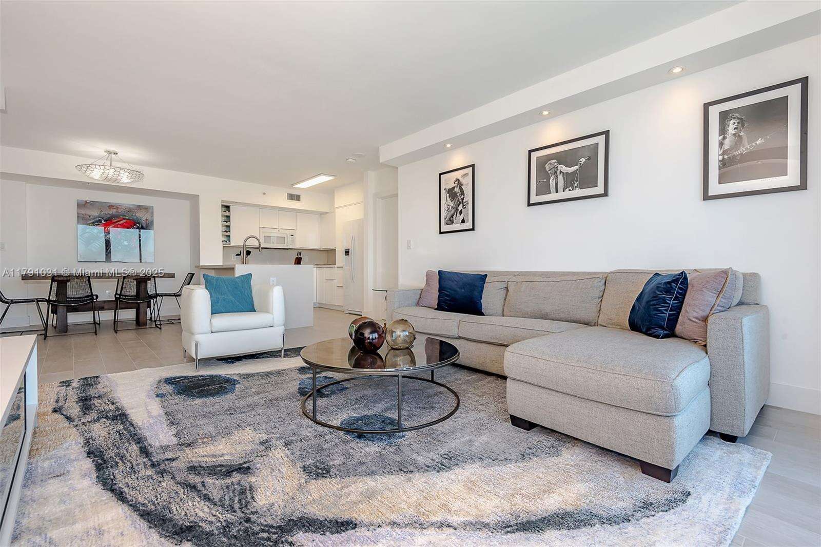 Yacht Club At Portofino at 90 Alton Rd, Miami Beach, FL 33139 - For Rent photo 4