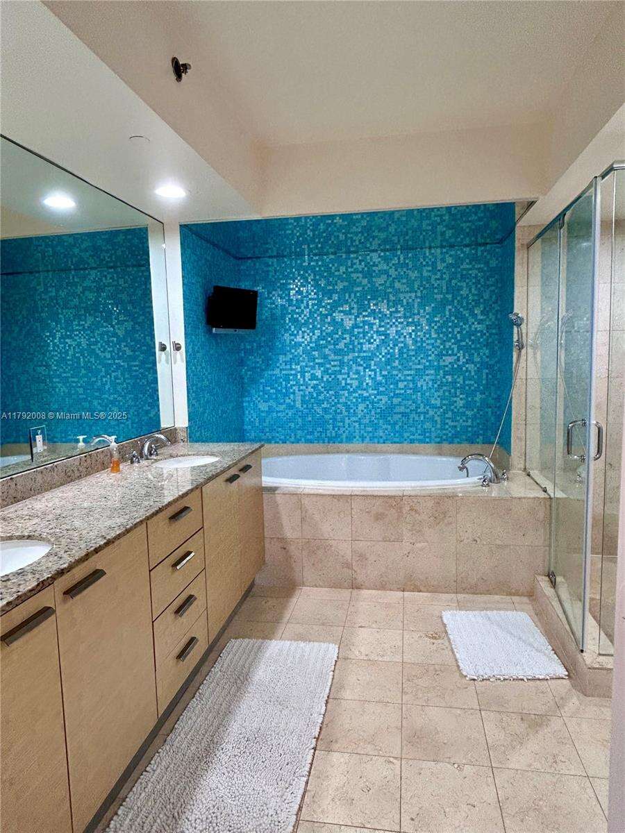 The Beach Club Two at 1830 Ocean Dr, Hallandale Beach, FL 33009 - For Rent photo 12