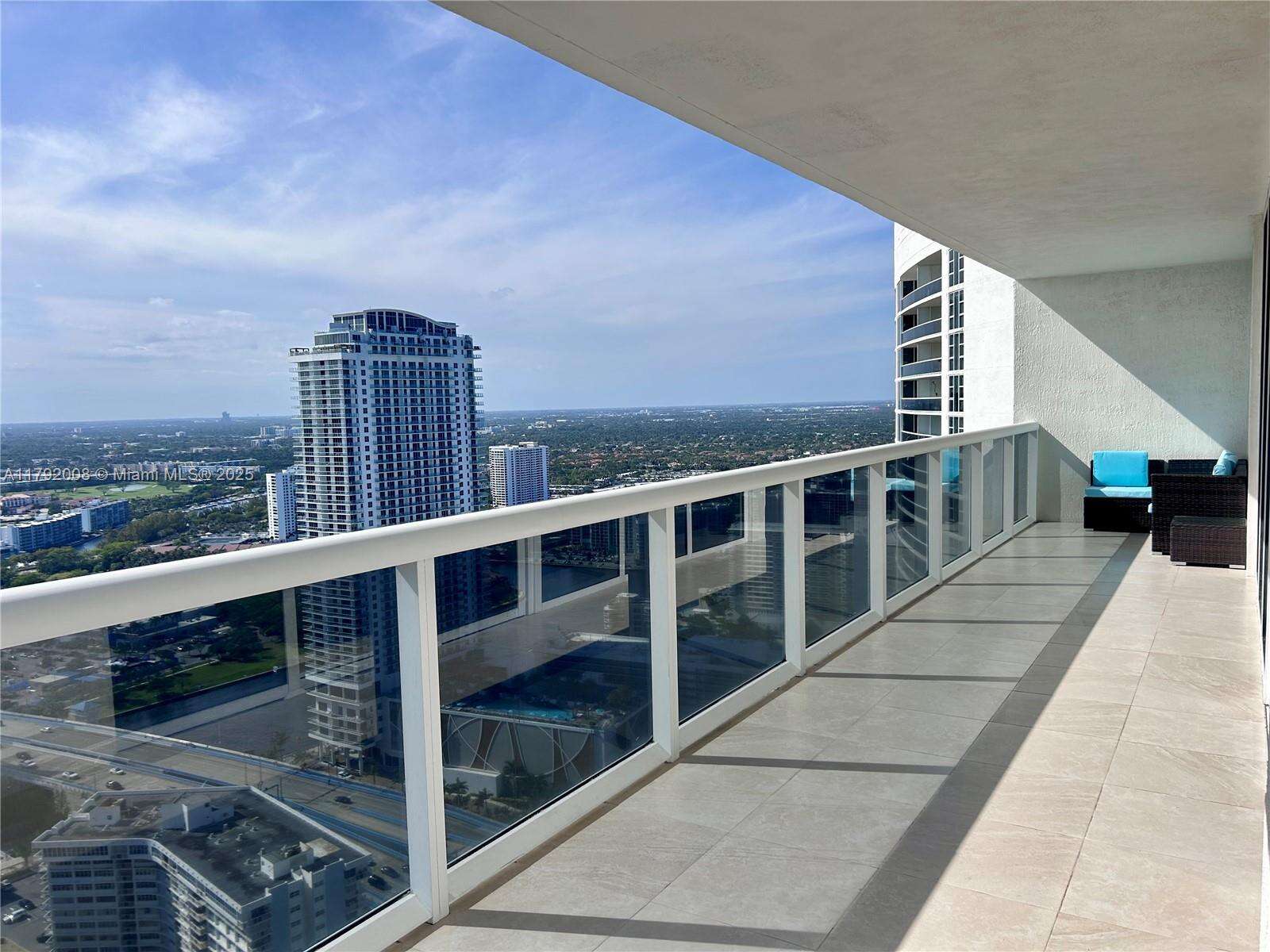 The Beach Club Two at 1830 Ocean Dr, Hallandale Beach, FL 33009 - For Rent photo 26