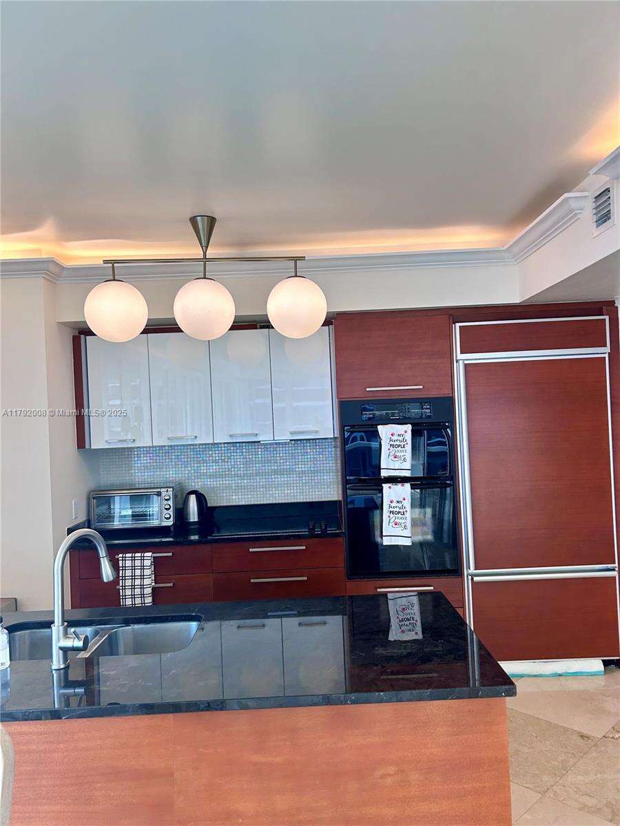The Beach Club Two at 1830 Ocean Dr, Hallandale Beach, FL 33009 - For Rent photo 4