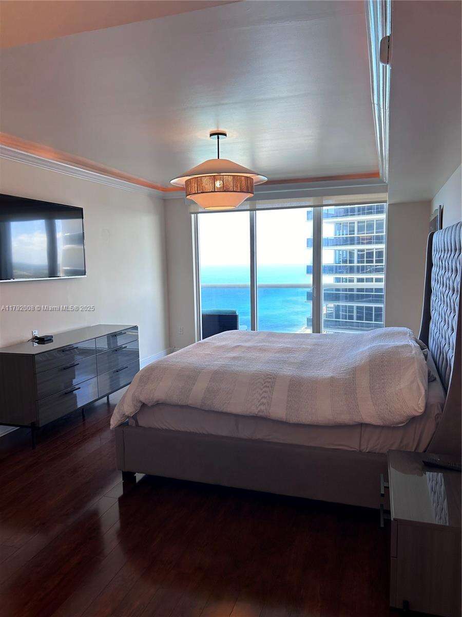 The Beach Club Two at 1830 Ocean Dr, Hallandale Beach, FL 33009 - For Rent photo 7