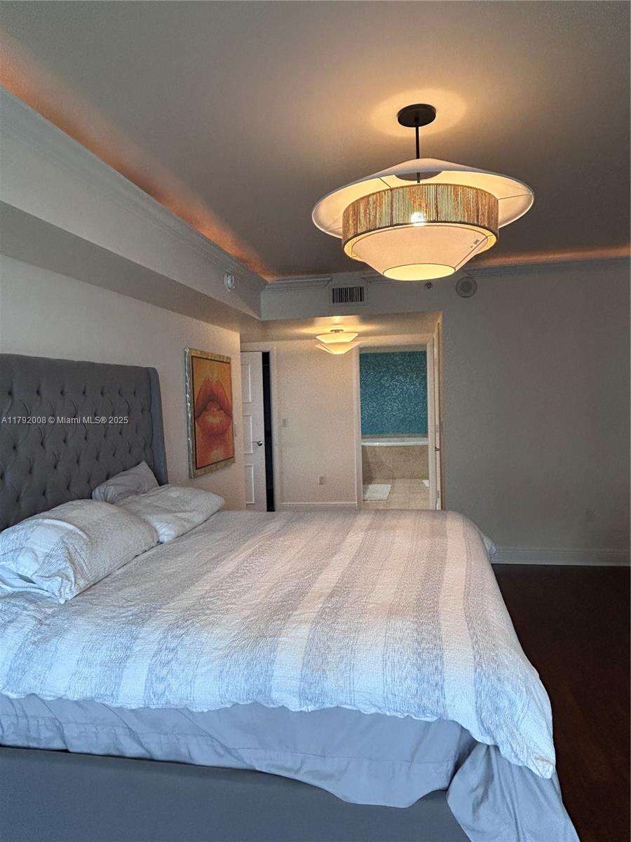 The Beach Club Two at 1830 Ocean Dr, Hallandale Beach, FL 33009 - For Rent photo 8