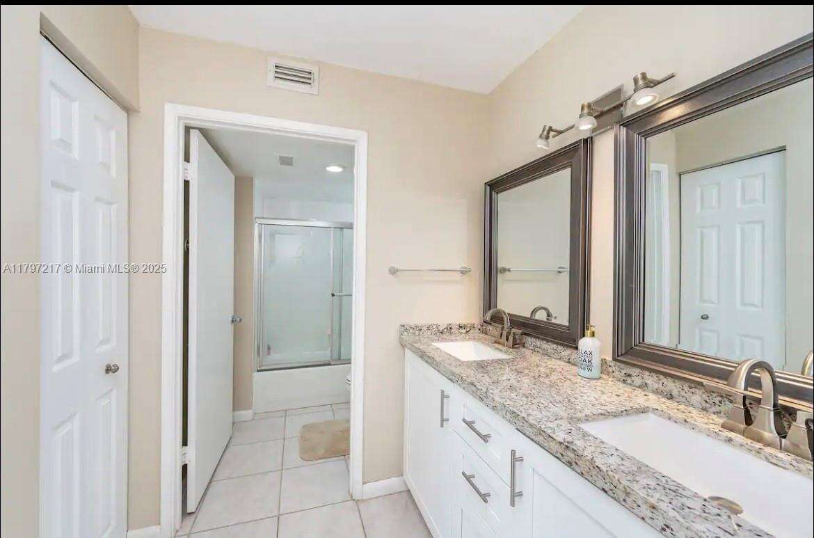 The Yacht Club At Aventura at 19999 Country Club Dr, Aventura, FL 33180 - For Rent photo 20