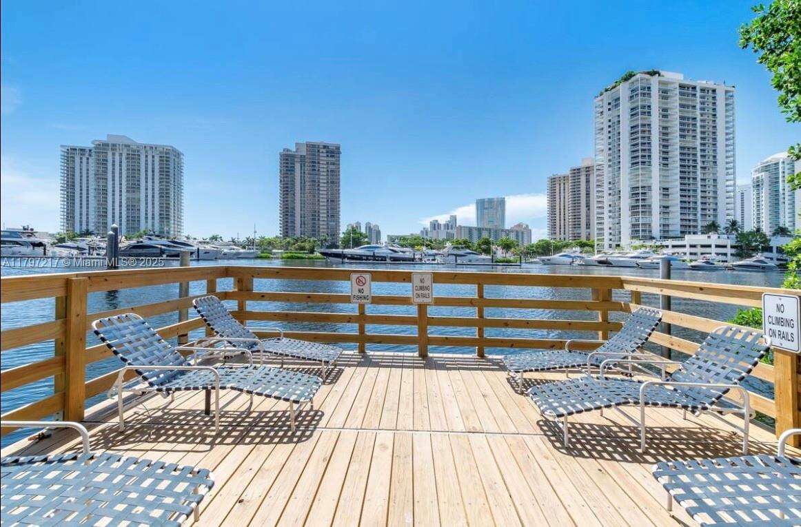 The Yacht Club At Aventura at 19999 Country Club Dr, Aventura, FL 33180 - For Rent photo 26