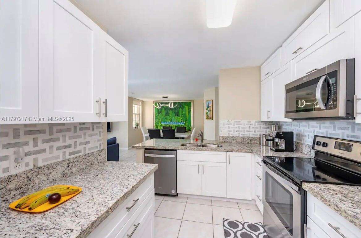 The Yacht Club At Aventura at 19999 Country Club Dr, Aventura, FL 33180 - For Rent photo 7