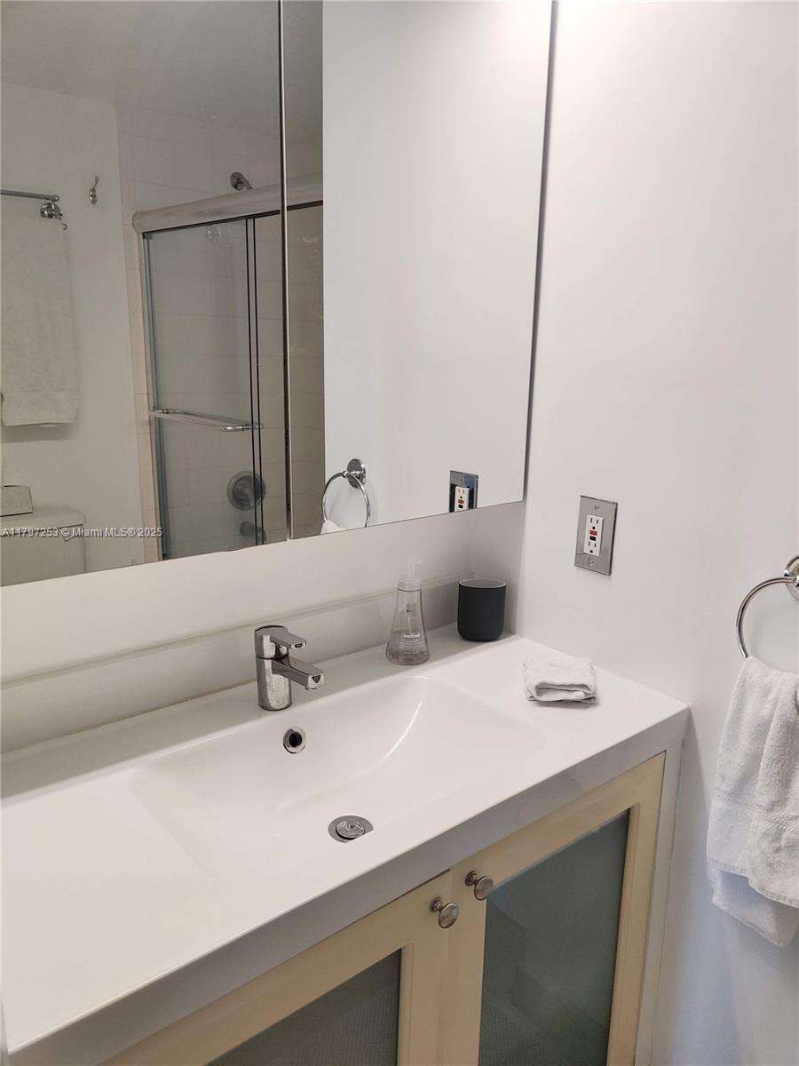 The Yacht Club At Aventura at 19877 Country Club Dr, Aventura, FL 33180 - For Rent photo 22