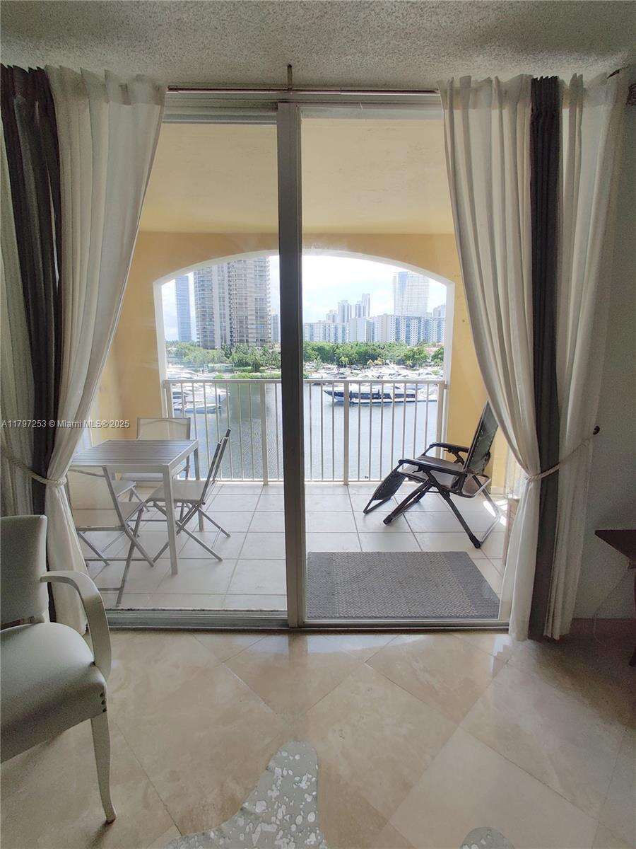 The Yacht Club At Aventura at 19877 Country Club Dr, Aventura, FL 33180 - For Rent photo 26