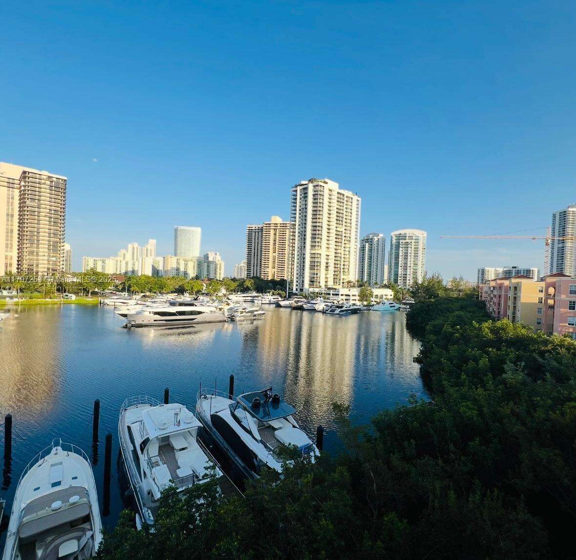 The Yacht Club At Aventura at 19877 Country Club Dr, Aventura, FL 33180 - For Rent photo 27