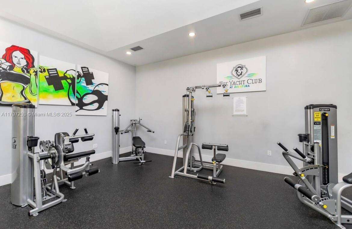 The Yacht Club At Aventura at 19877 Country Club Dr, Aventura, FL 33180 - For Rent photo 37
