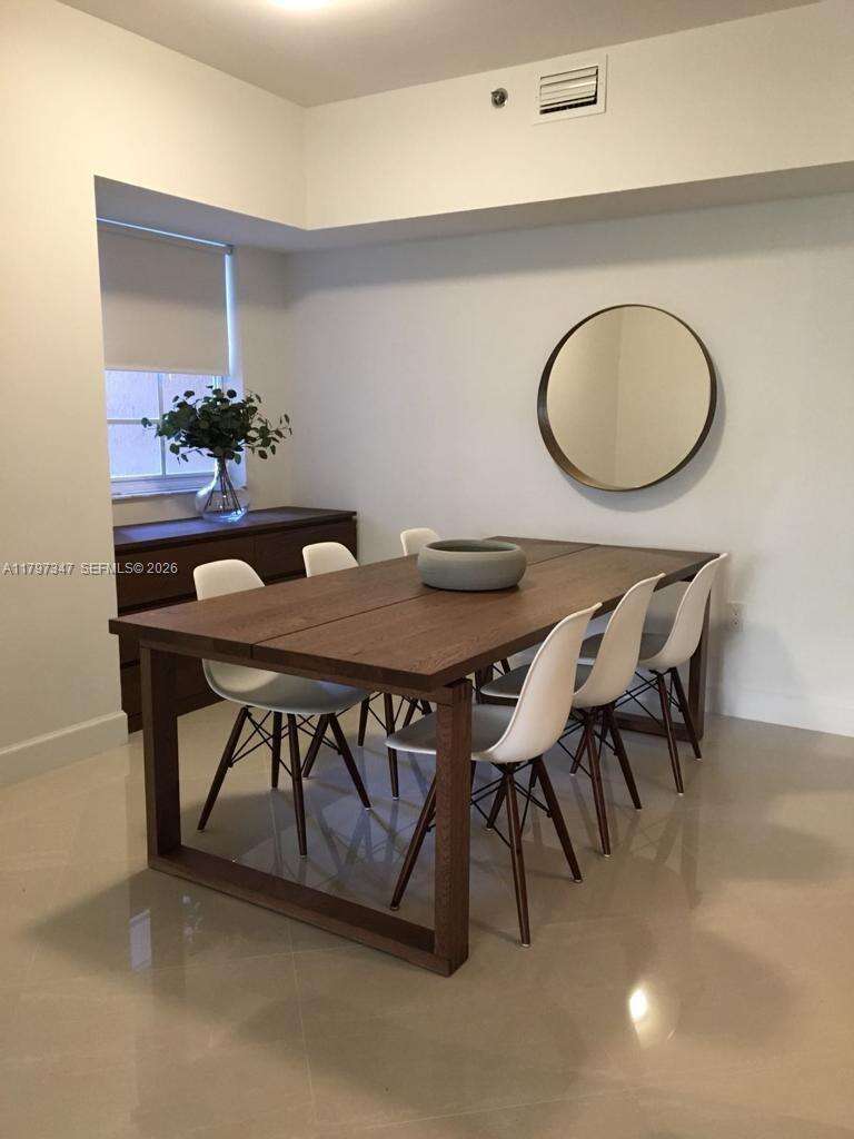 The Yacht Club At Aventura at 19701 Country Club Dr, Aventura, FL 33180 - For Rent photo 6