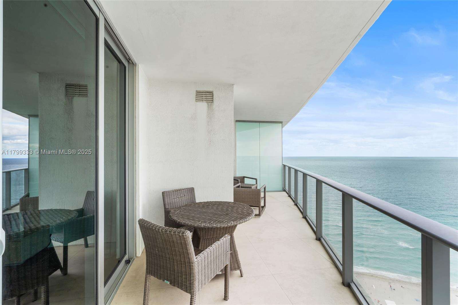 Hyde Resort at 4111 Ocean Dr, Hollywood, FL 33019 - For Rent photo 1