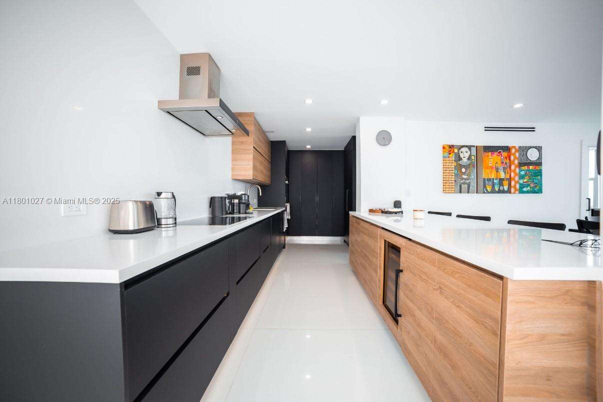 5600 Collins Ave, Miami Beach, FL 33140 - For Rent photo 4