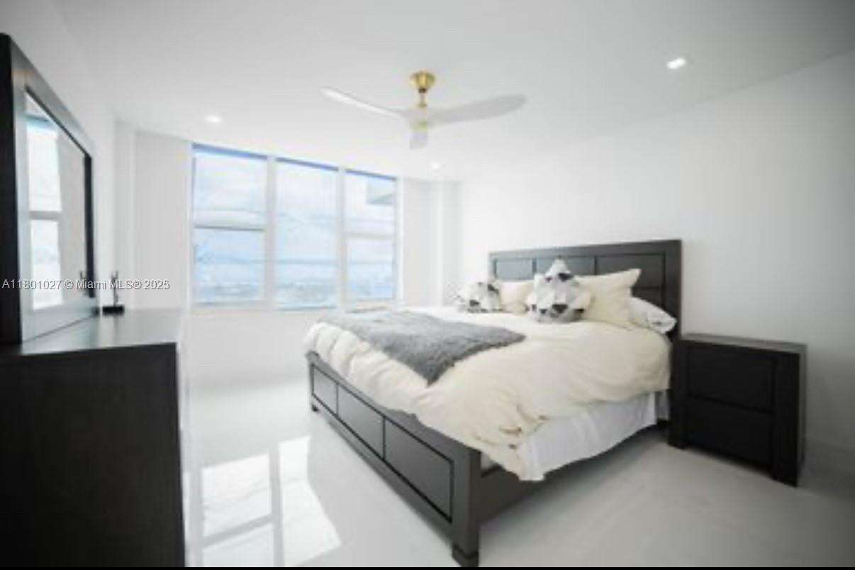 5600 Collins Ave, Miami Beach, FL 33140 - For Rent photo 35