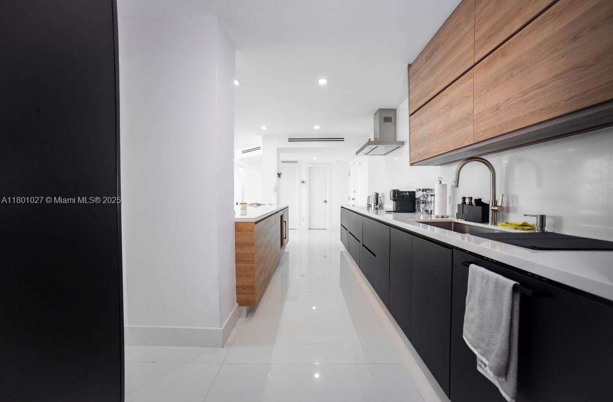 5600 Collins Ave, Miami Beach, FL 33140 - For Rent photo 5