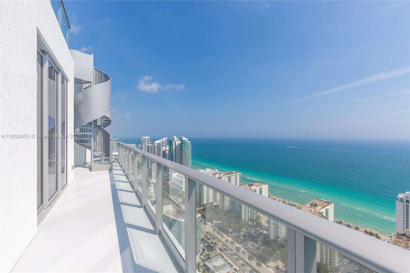 Hyde Beach House at 4010 Ocean Dr, Hollywood, FL 33019 - For Rent photo 28