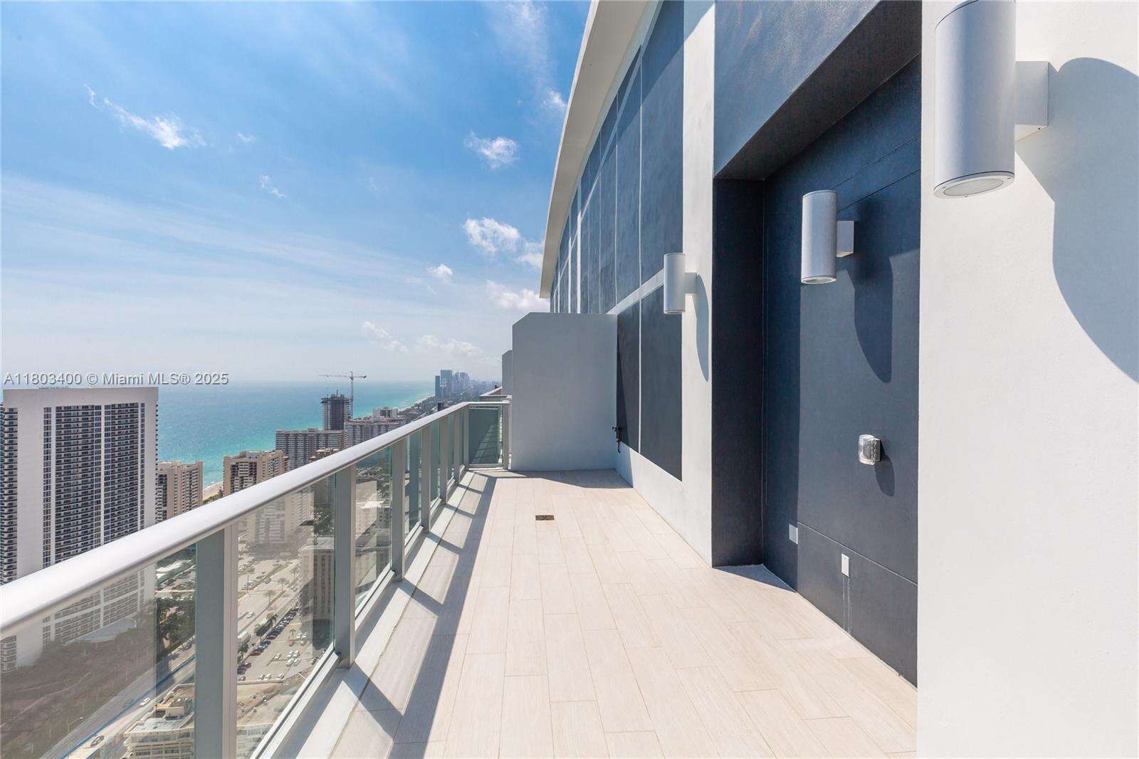 Hyde Beach House at 4010 Ocean Dr, Hollywood, FL 33019 - For Rent photo 36