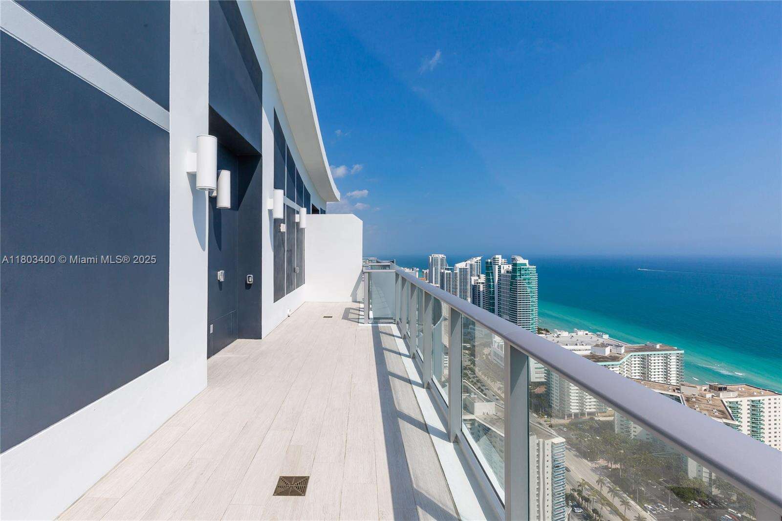 Hyde Beach House at 4010 Ocean Dr, Hollywood, FL 33019 - For Rent photo 37