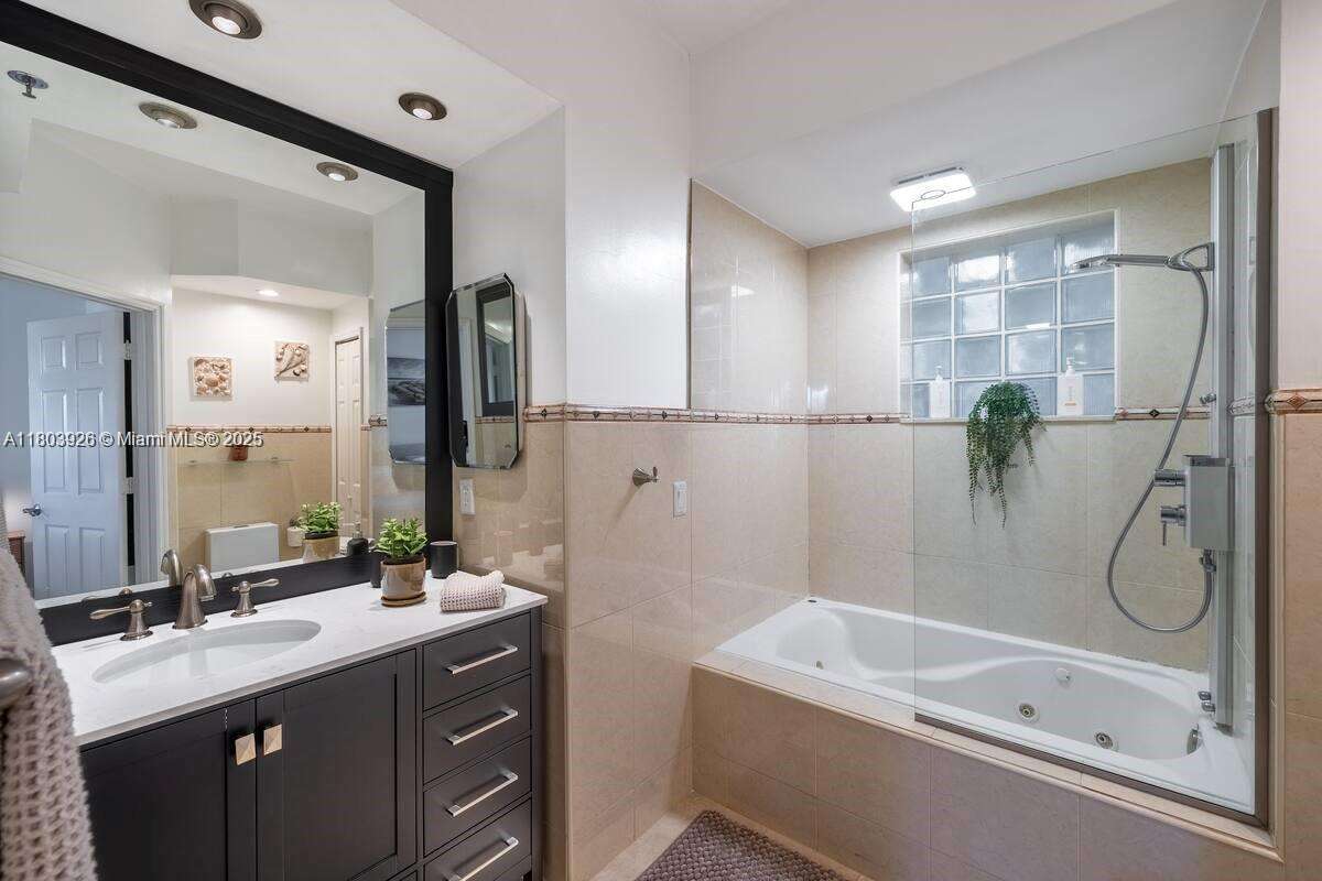 Village By The Bay at 3255 184th, Aventura, FL 33160 - For Rent photo 22