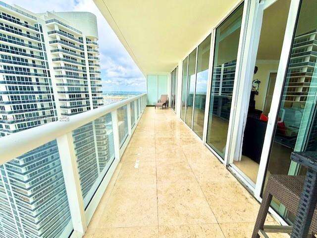 The Beach Club Two at 1830 Ocean Dr, Hallandale Beach, FL 33009 - For Rent photo 8