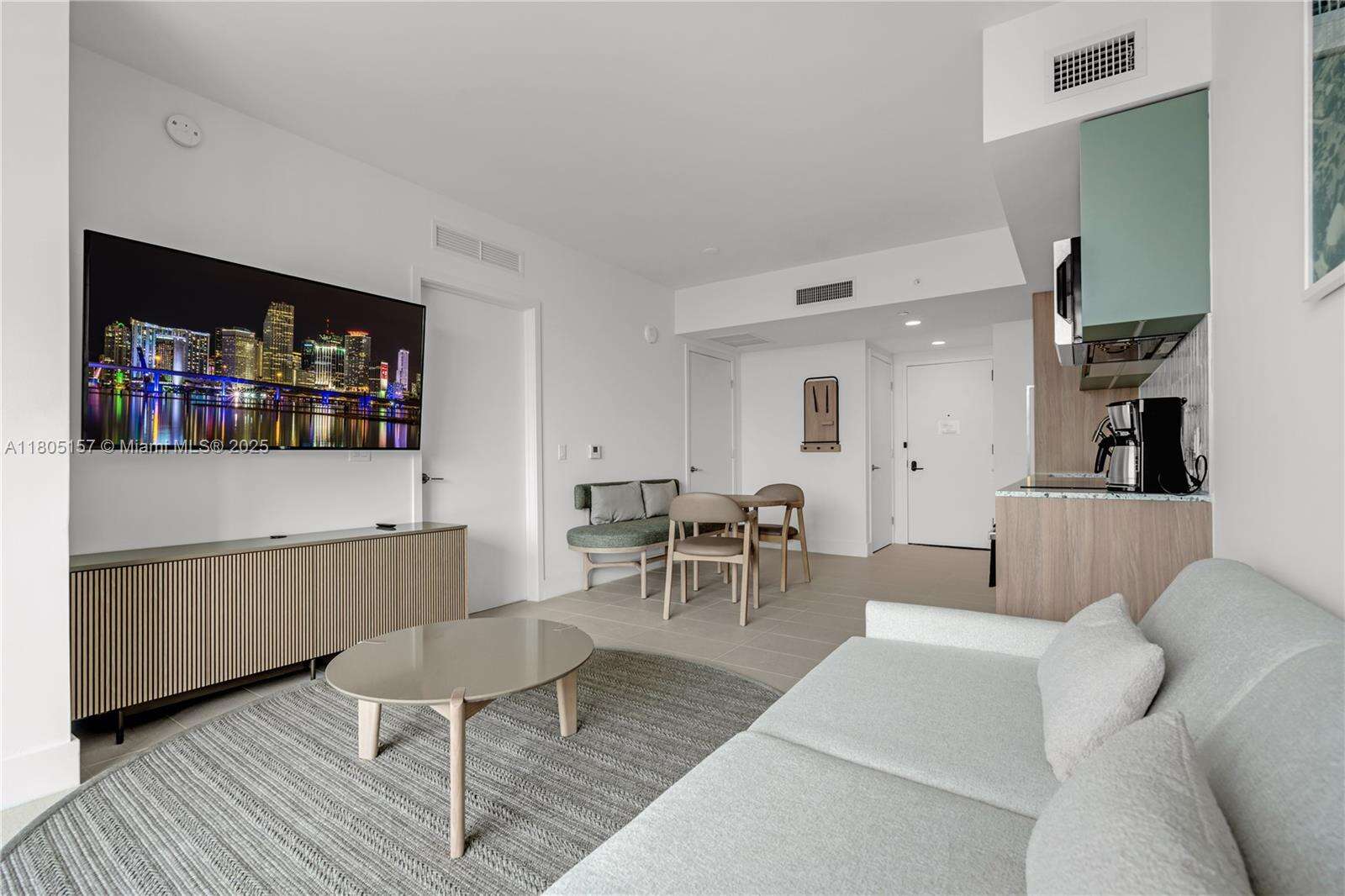Natiivo | Gale Miami at 601 1st, Miami, FL 33132 - For Rent photo 6