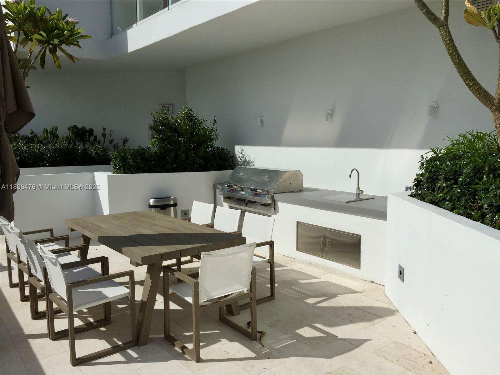 Tiffany House at 401 Birch Rd, Fort Lauderdale, FL 33304 - For Rent photo 23