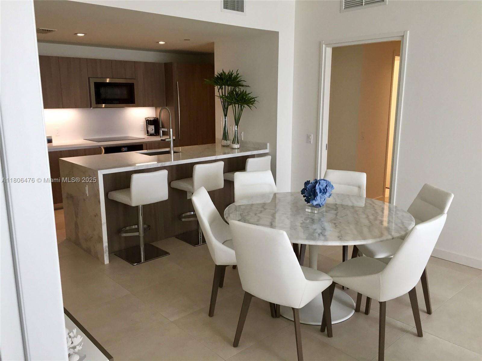 Tiffany House at 401 Birch Rd, Fort Lauderdale, FL 33304 - For Rent photo 10