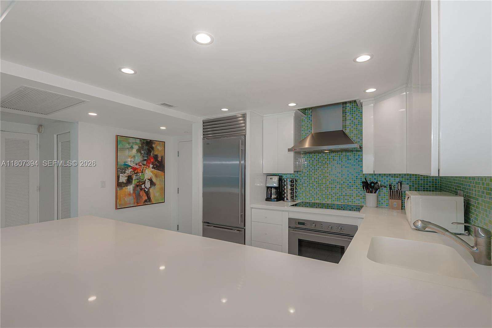 Roney Palace at 2301 Collins Ave, Miami Beach, FL 33139 - For Rent photo 13