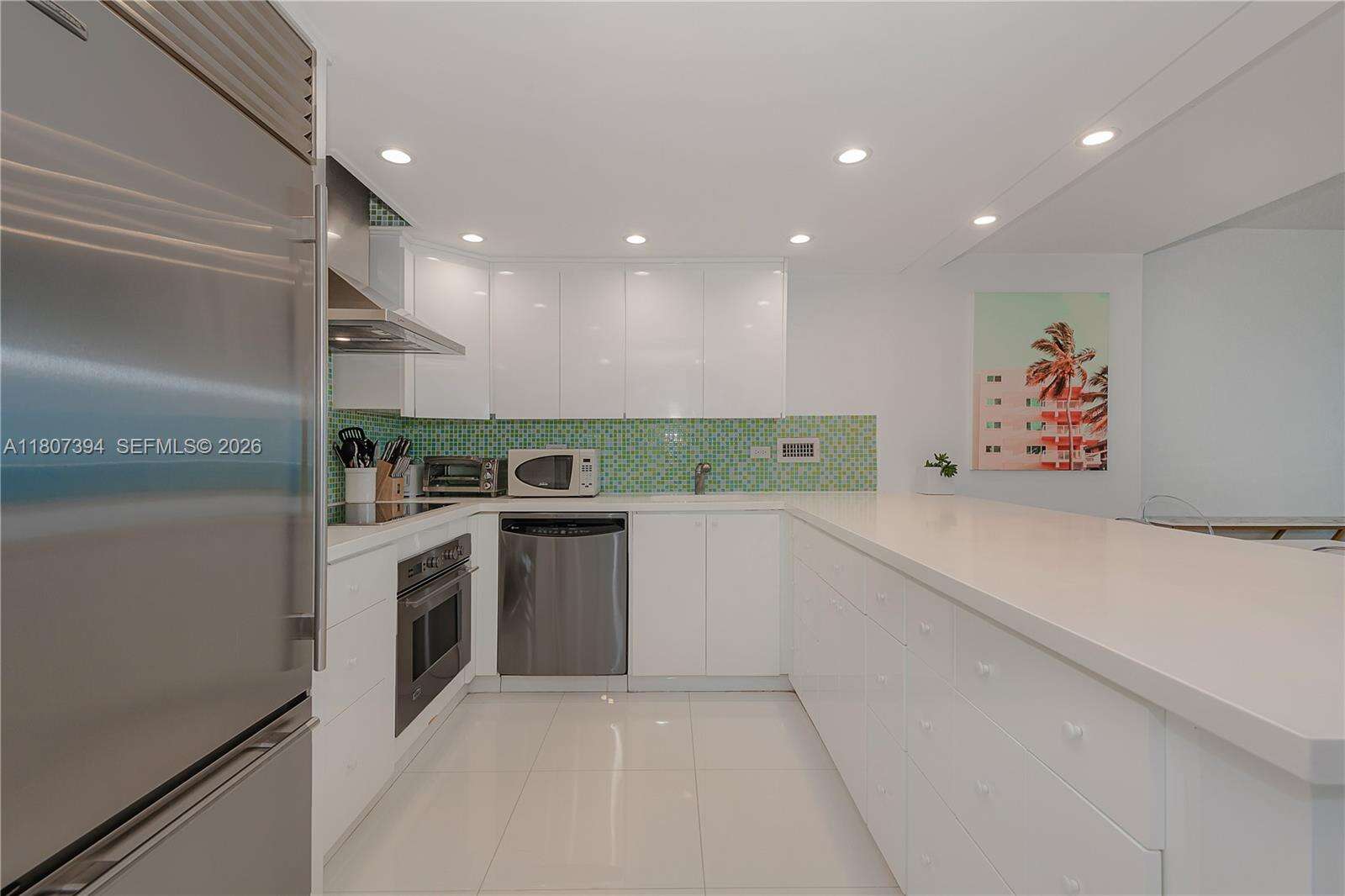 Roney Palace at 2301 Collins Ave, Miami Beach, FL 33139 - For Rent photo 15