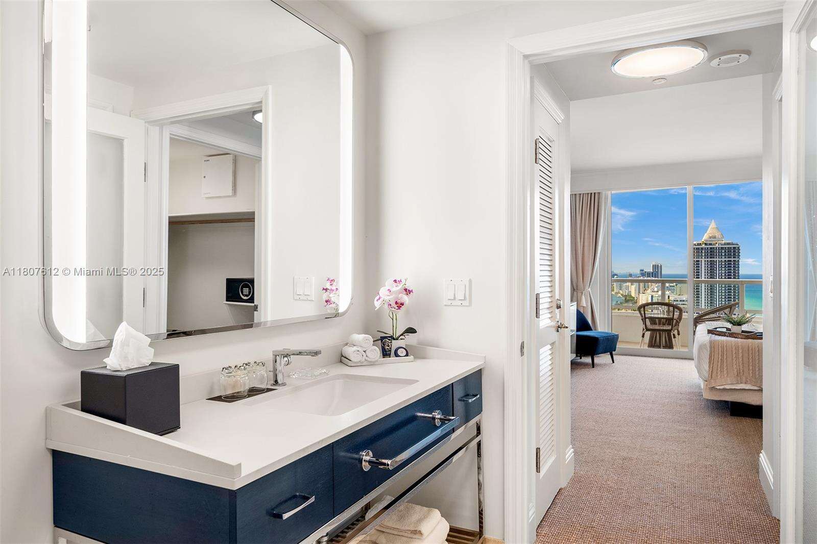 Fontainebleau 2 at 4401 Collins Ave, Miami Beach, FL 33140 - For Rent photo 17