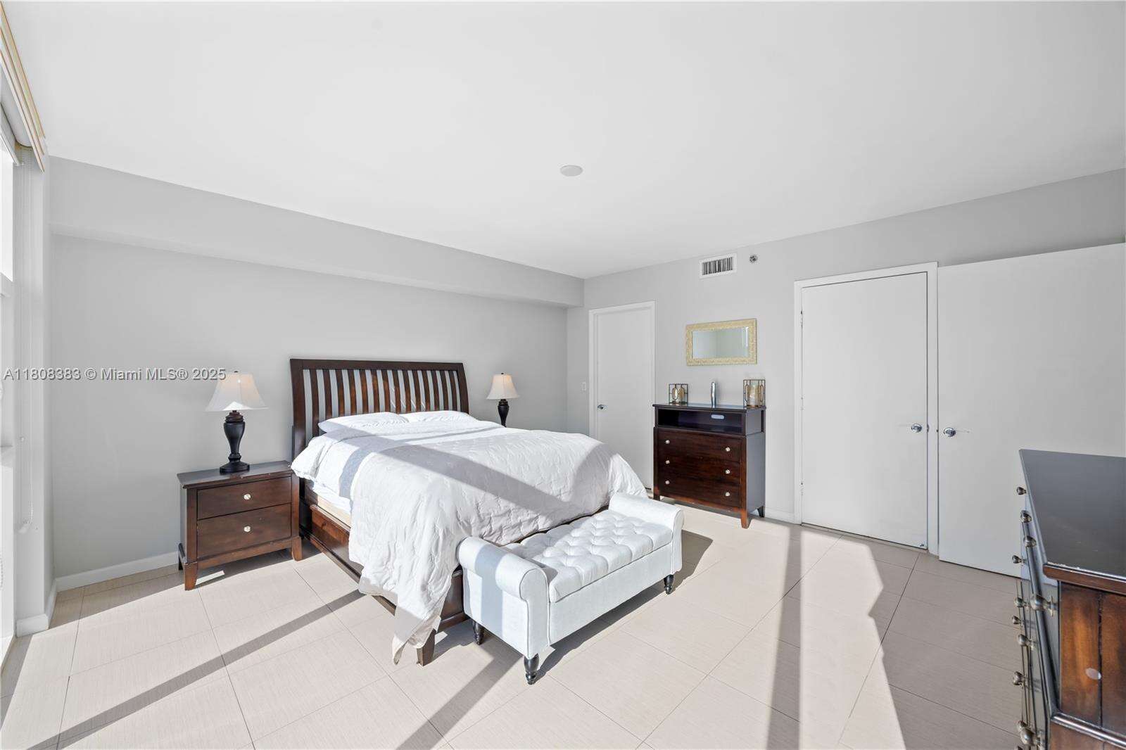 The Beach Club Two at 1830 Ocean Dr, Hallandale Beach, FL 33009 - For Rent photo 22