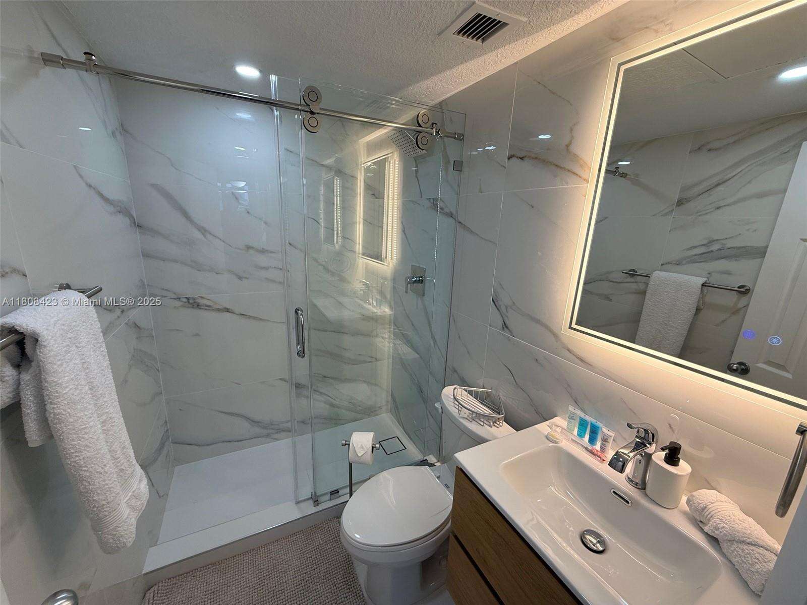 Flamingo South Beach at 1500 Bay Rd, Miami Beach, FL 33139 - For Rent photo 12