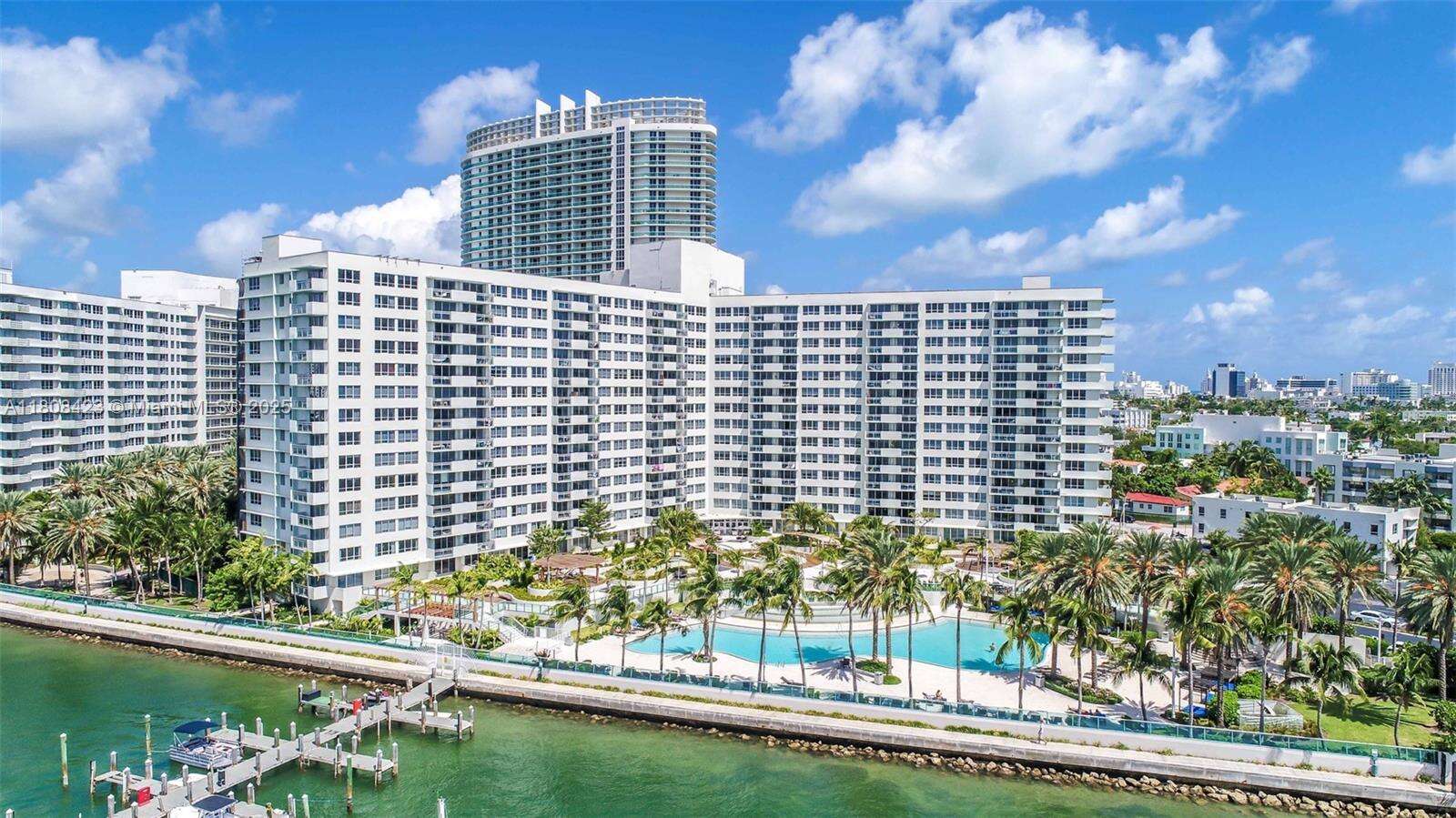 Flamingo South Beach at 1500 Bay Rd, Miami Beach, FL 33139 - For Rent photo 3