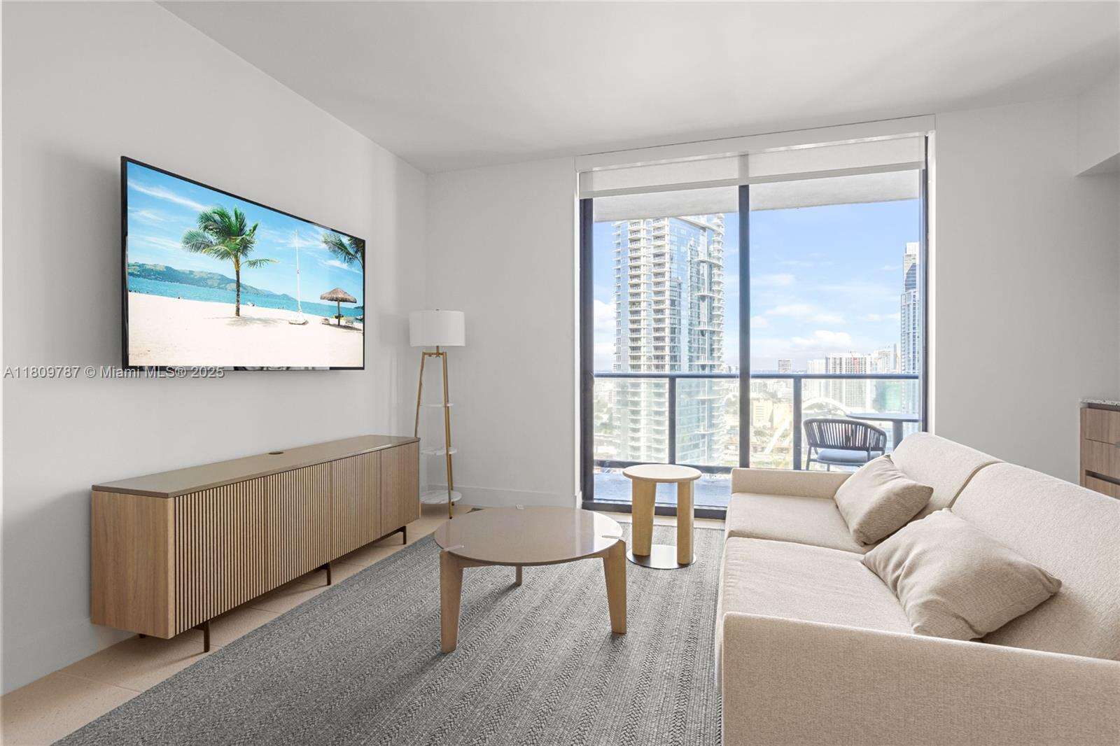 Natiivo | Gale Miami at 159 6 St, Miami, FL 33132 - For Rent photo 12